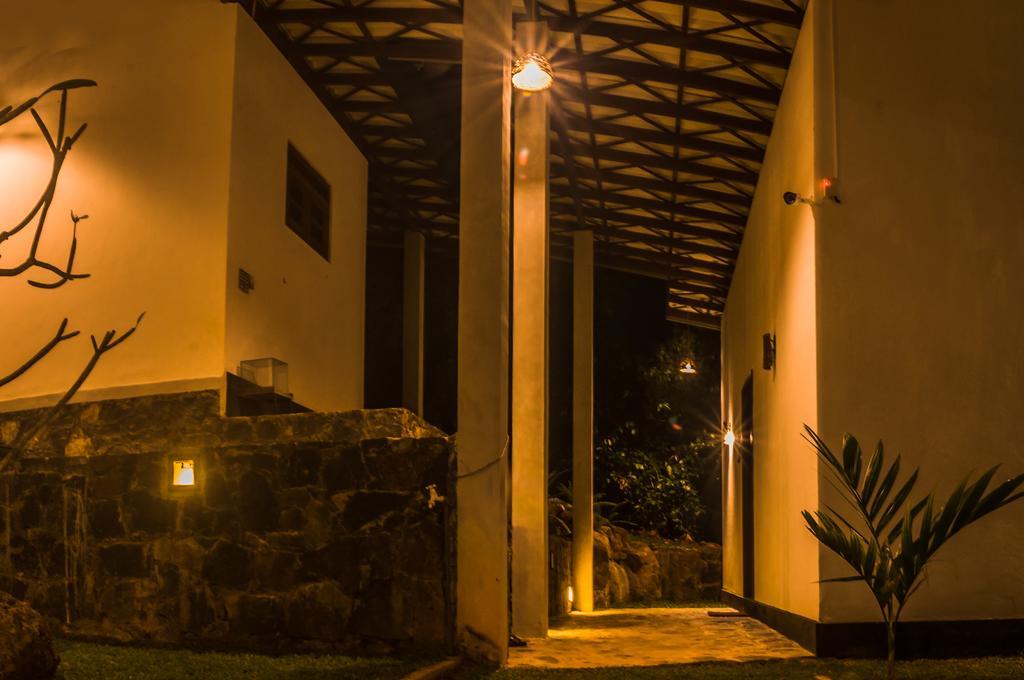 Hotel Garcinia Leaf Hikkaduwa Exterior foto