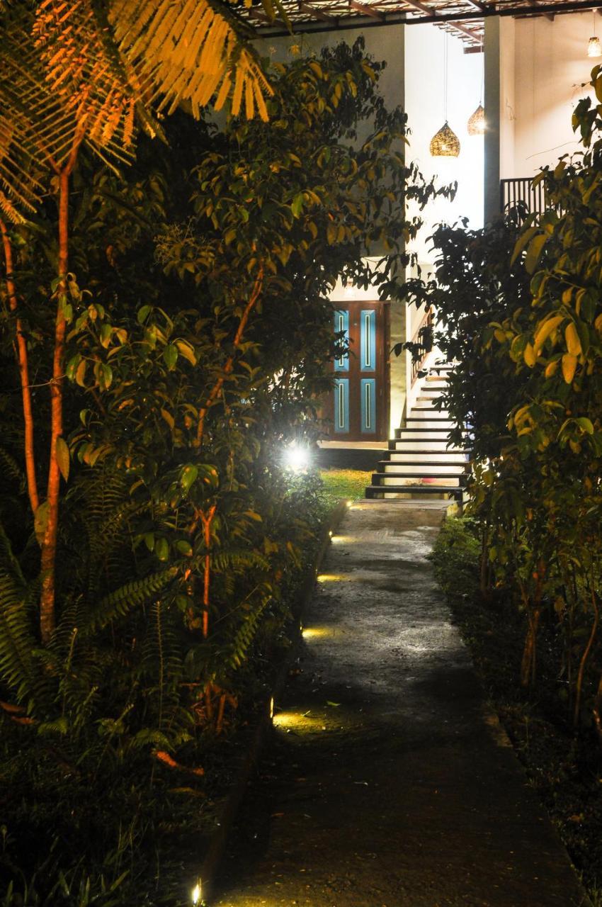 Hotel Garcinia Leaf Hikkaduwa Exterior foto